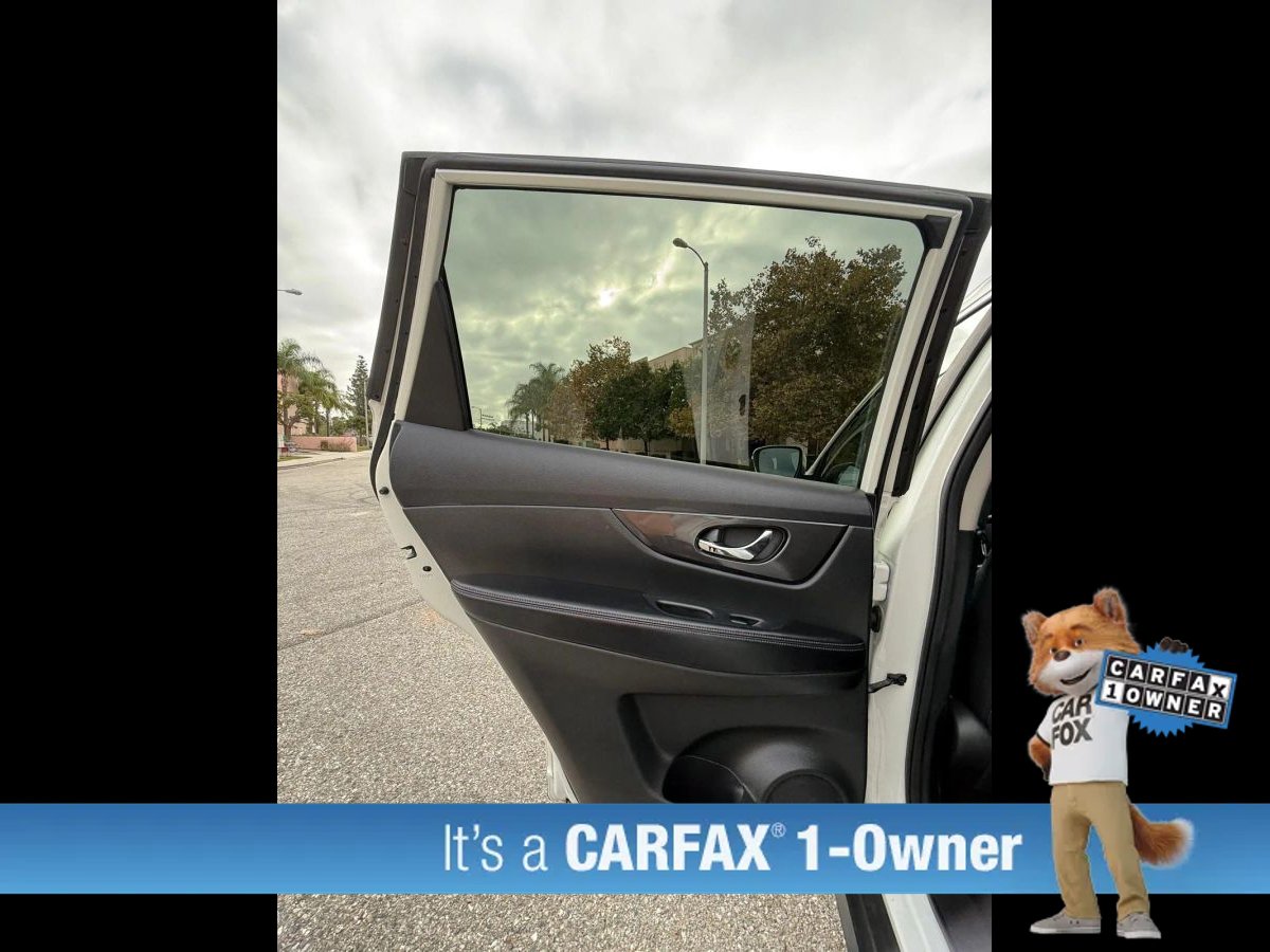 Used 2020 Nissan Rogue SV AWD/4WD image 38