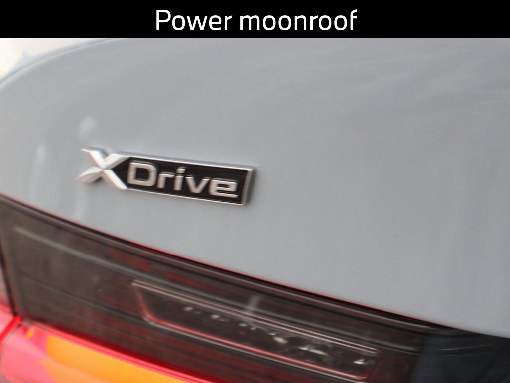 Used 2025 BMW 330i xDrive Sedan AWD/4WD image 11