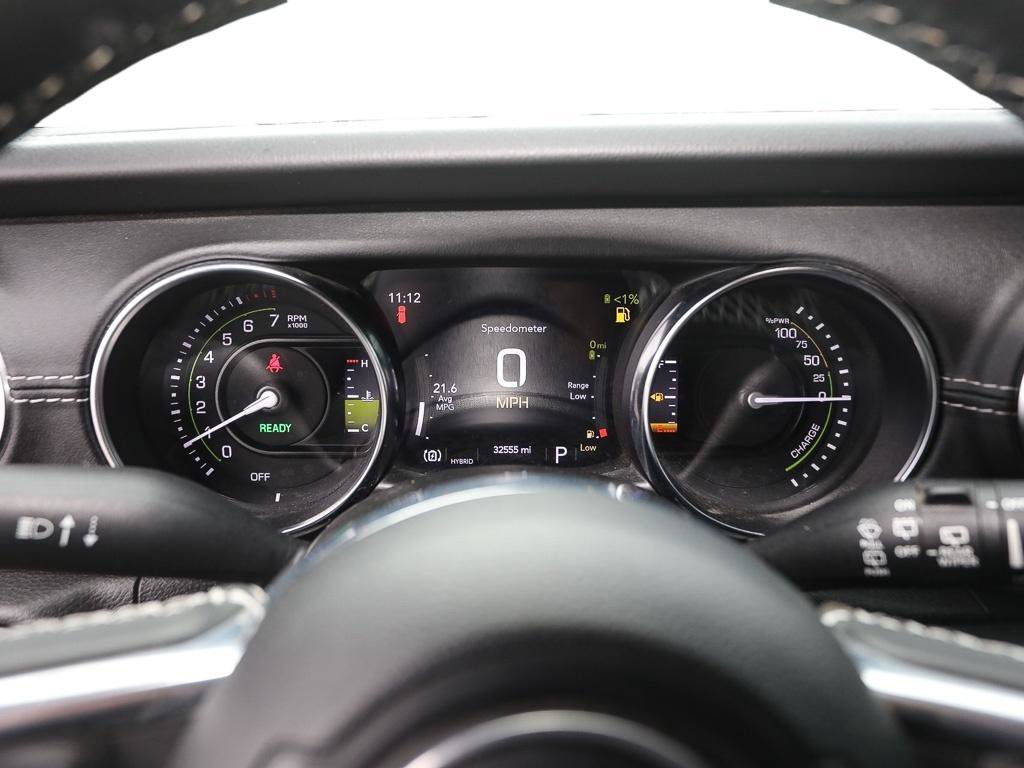 Used 2023 Jeep Wrangler Sahara w/ Cold Weather Group image 13