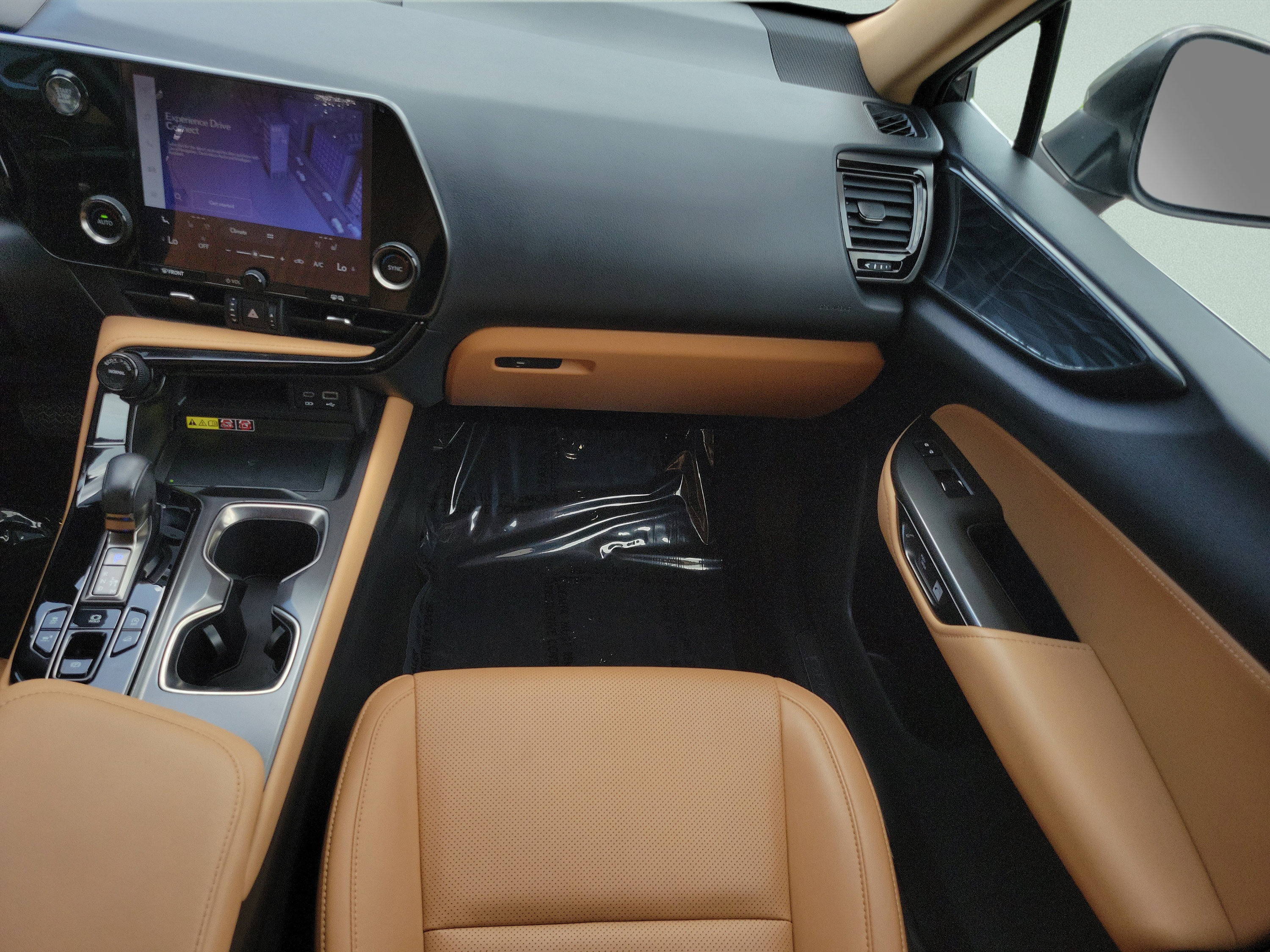 Used 2024 Lexus NX 350 AWD image 15