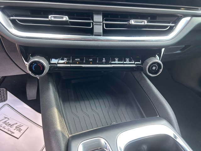 New 2026 Chevrolet Equinox EV LT image 25