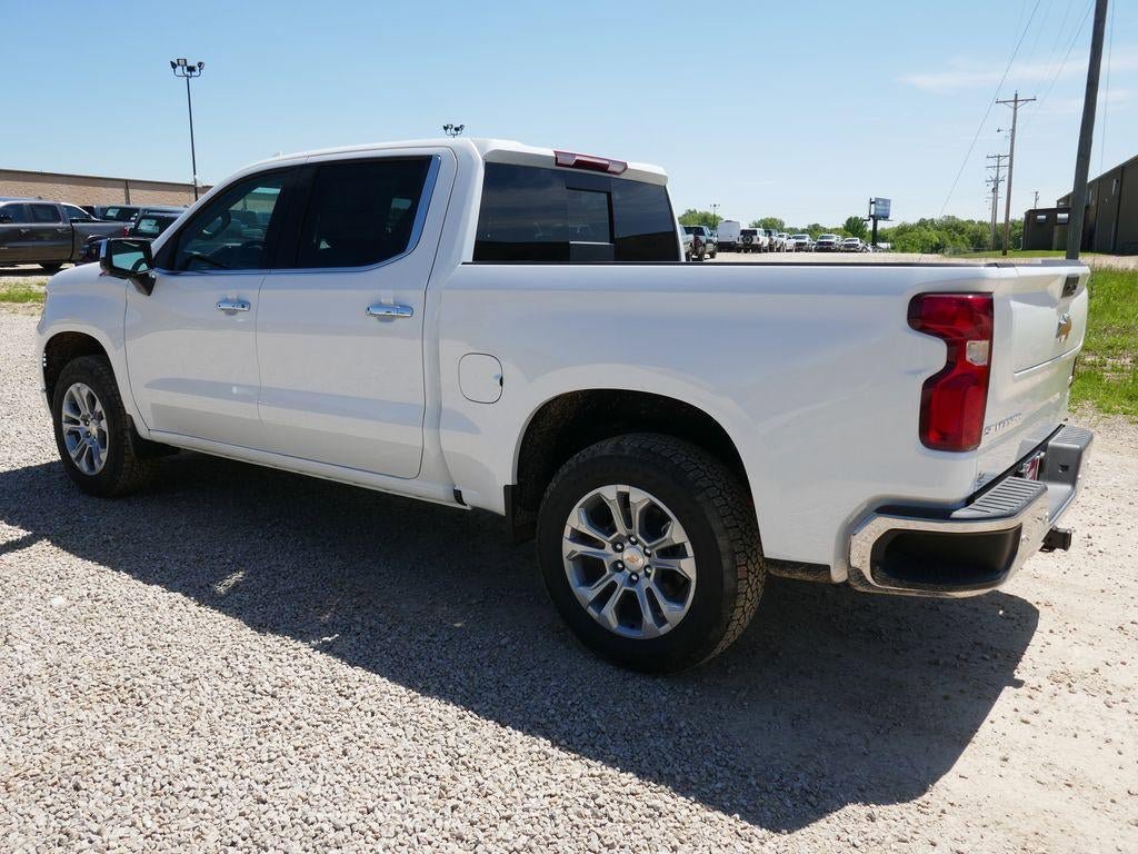 New 2026 Chevrolet Silverado 1500 LTZ w/ LTZ Premium Package AWD/4WD image 9