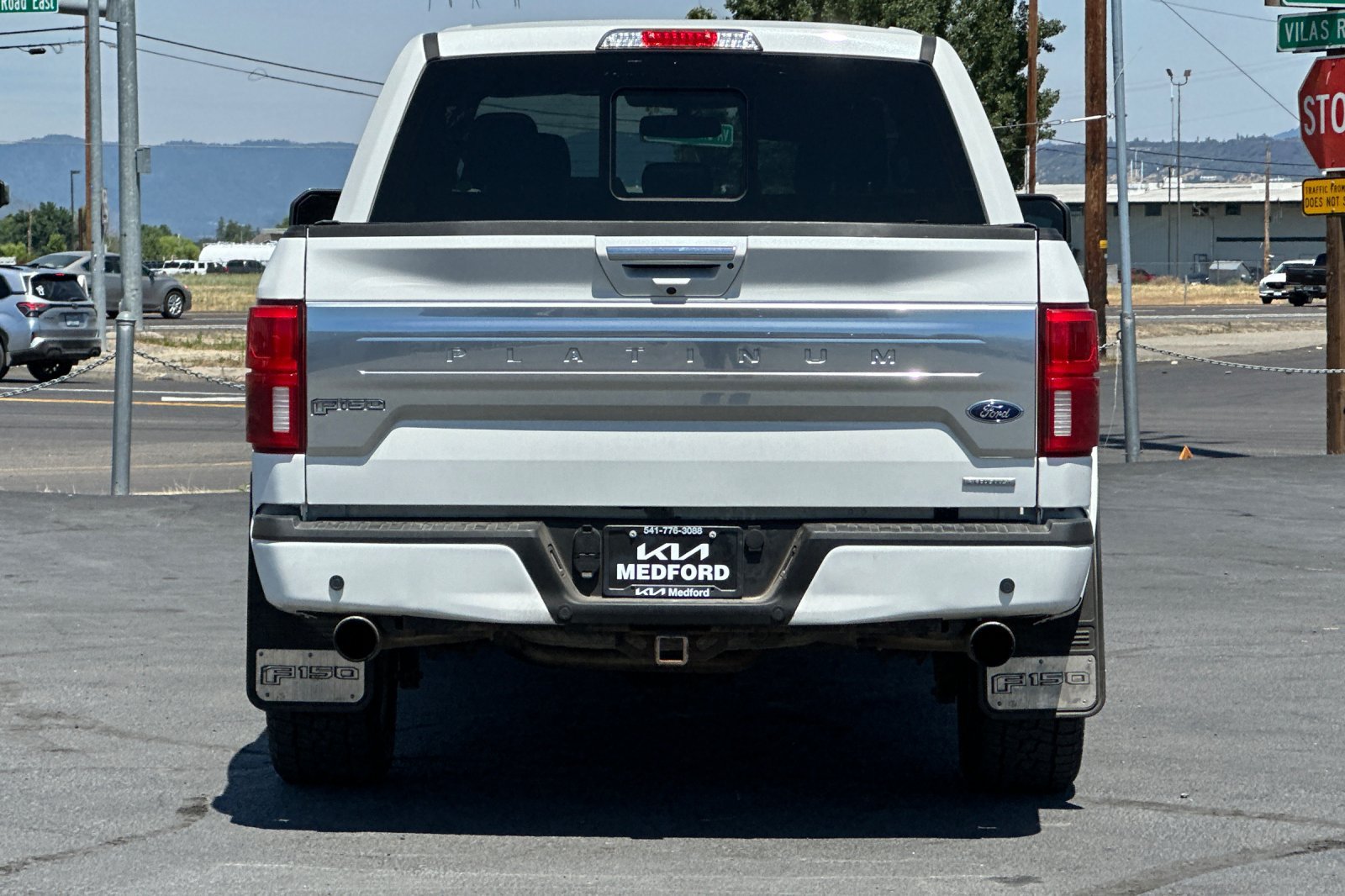 Used 2020 Ford F150 Platinum w/ Technology Package AWD/4WD image 5