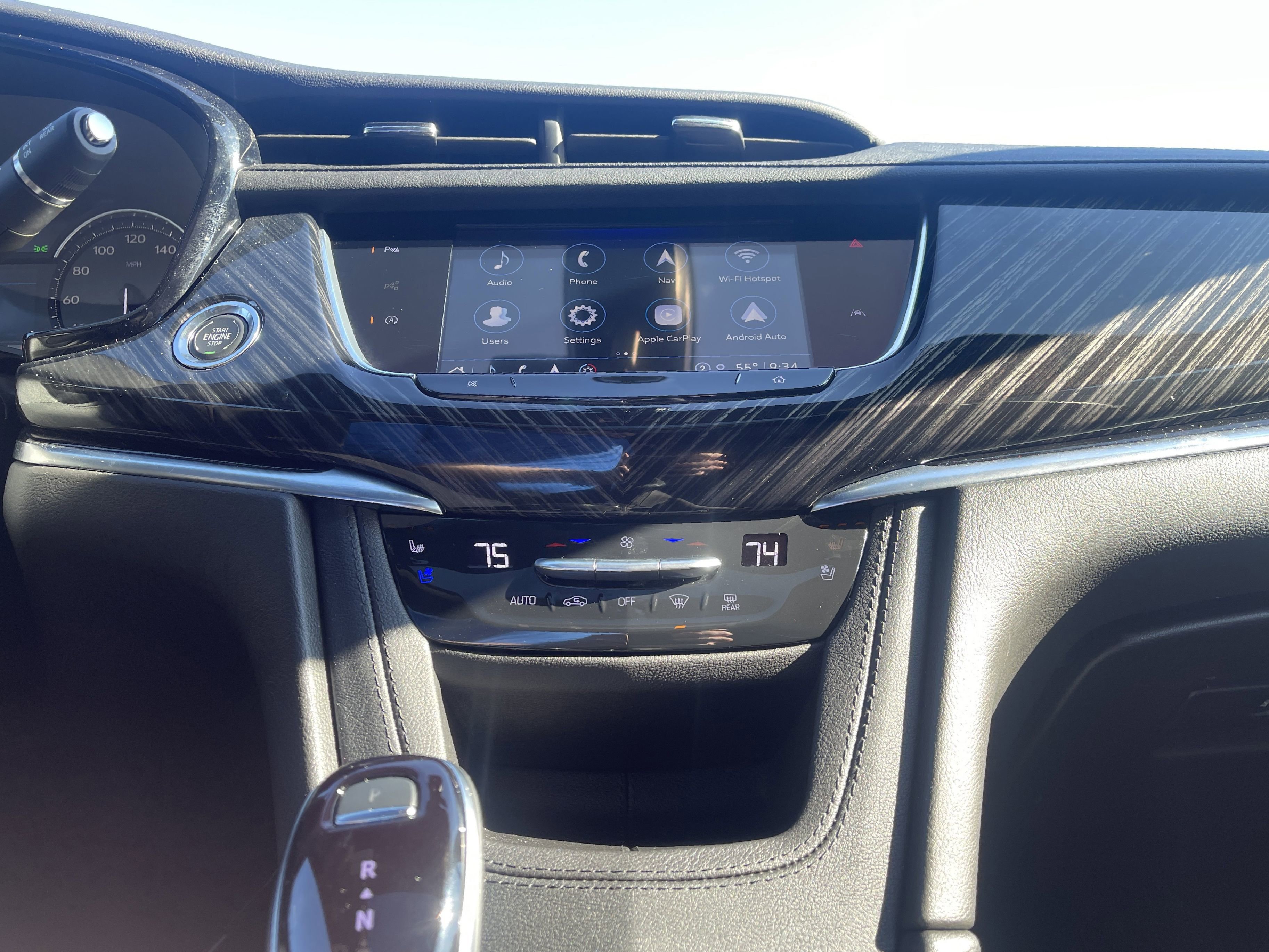 Certified 2025 Cadillac XT6 Premium Luxury image 32