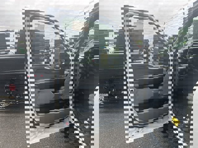 New 2025 Ford F550 XL 4x4 w/ XL Chrome Package image 34