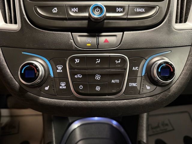 Used 2023 Chevrolet Malibu LT FWD image 38