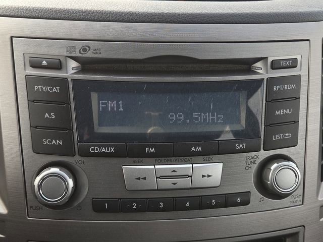 Used 2013 Subaru Outback 2.5i image 8