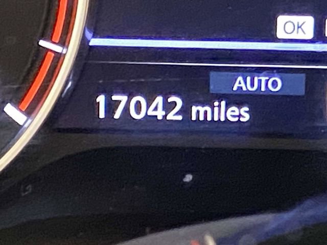 Used 2023 Nissan Rogue SV image 22