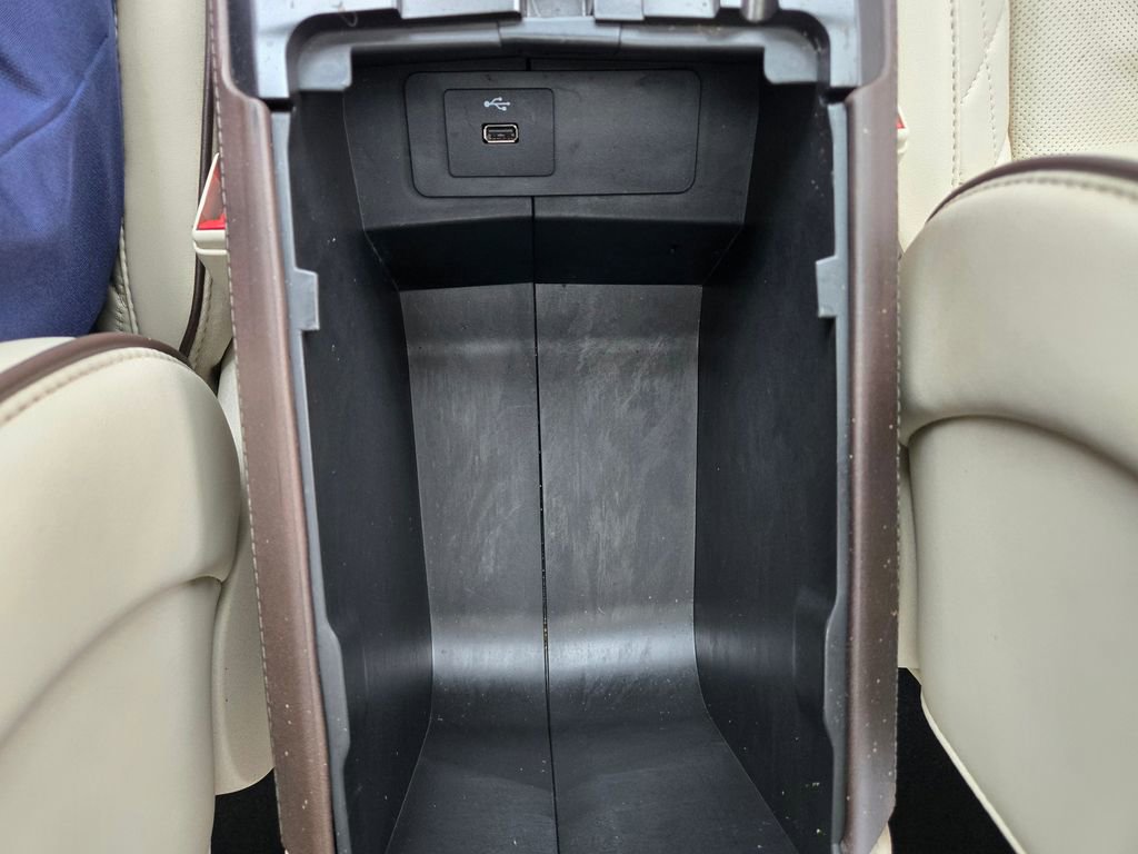 Used 2018 Ford Fusion Energi Platinum image 36