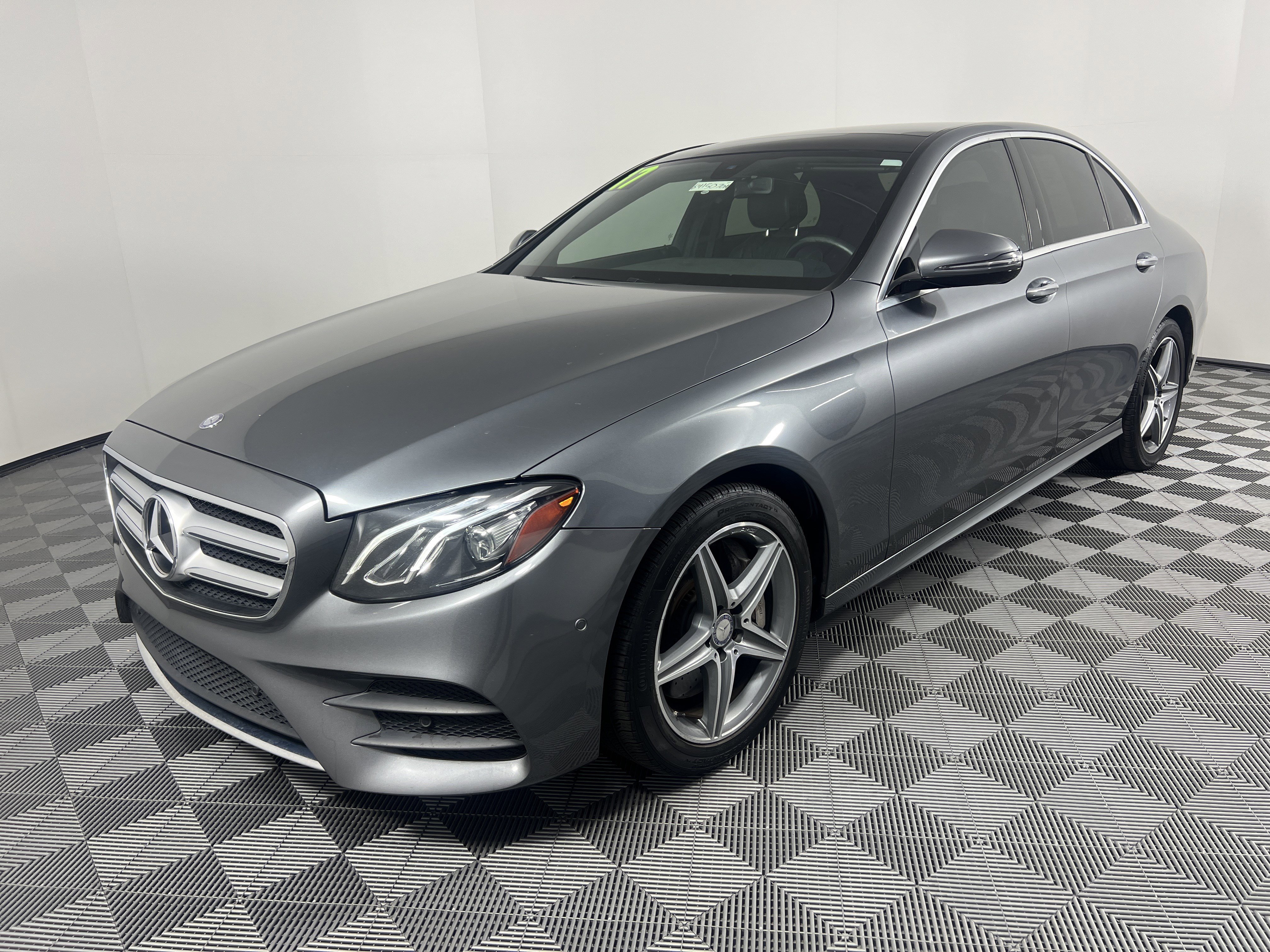 Used 2017 Mercedes-Benz E 300 4MATIC image 11