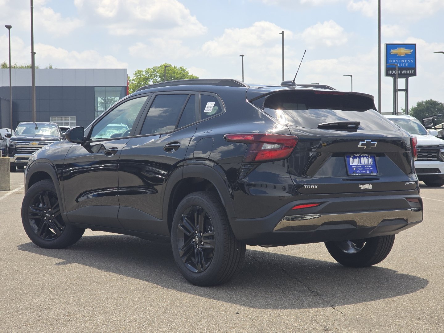 New 2026 Chevrolet Trax ACTIV w/ Driver Confidence Package FWD image 11