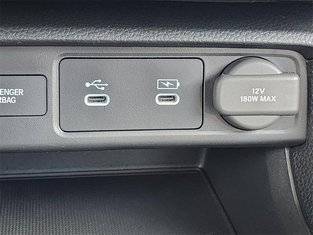 Certified 2025 Honda Civic Sport image 33