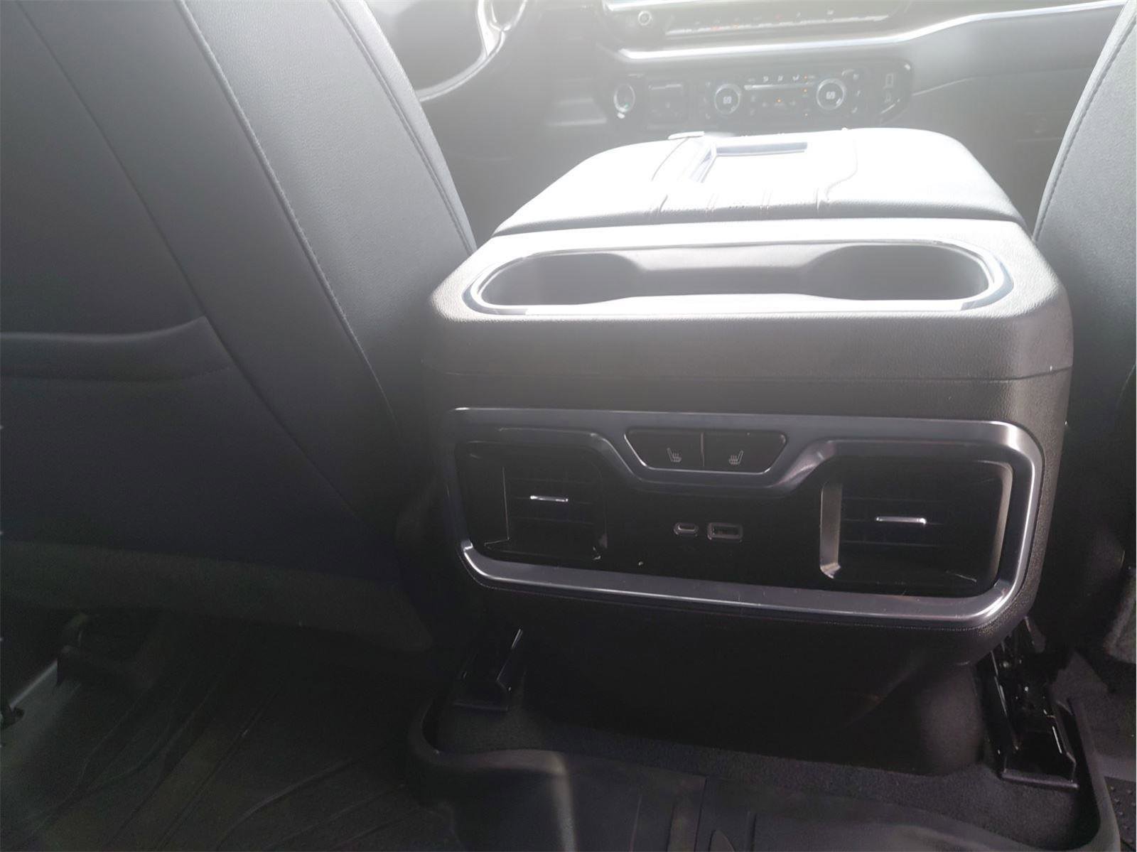 Used 2022 Chevrolet Silverado 1500 High Country w/ High Country Premium Package image 20