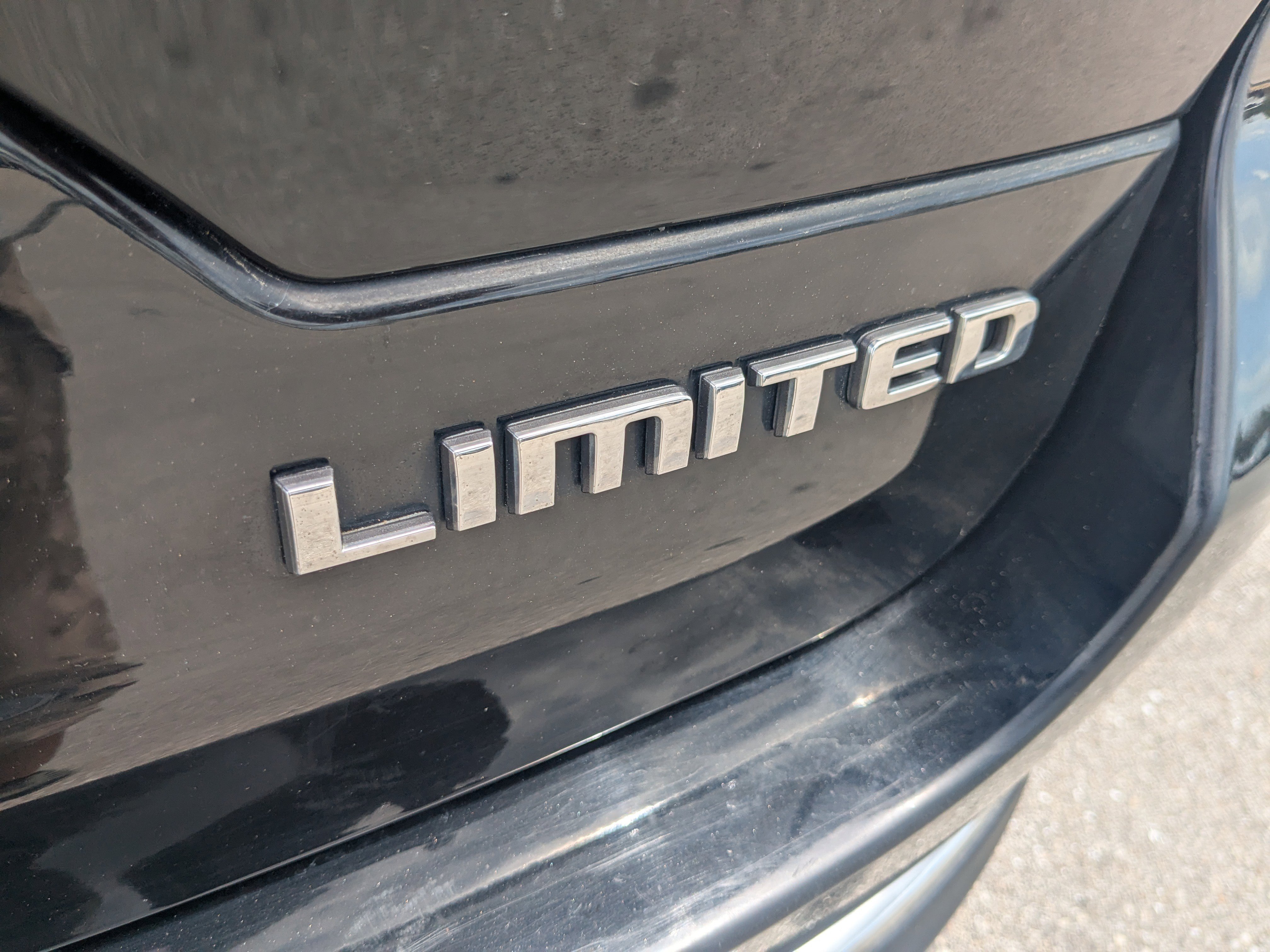 Used 2023 Jeep Grand Cherokee Limited image 13