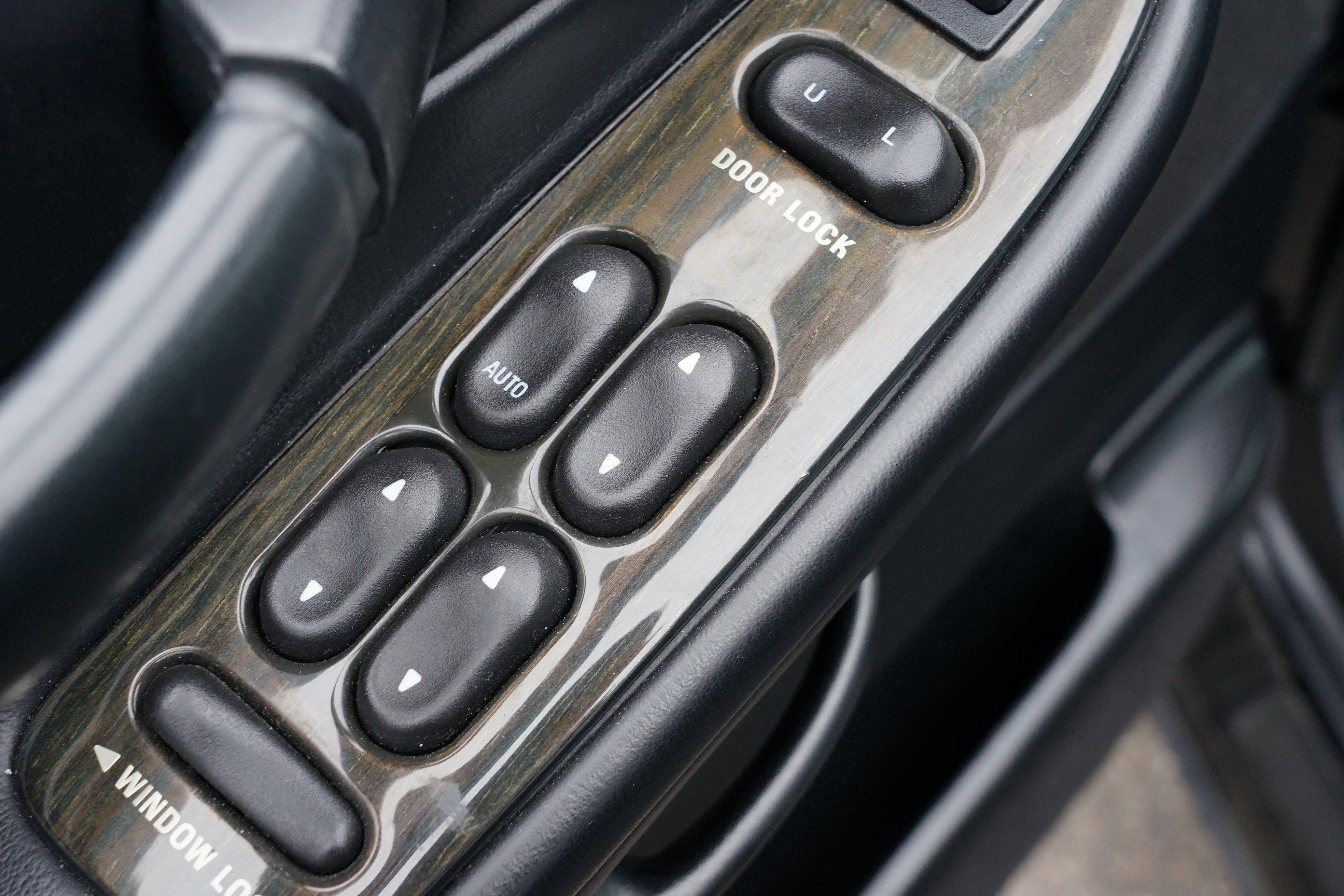 Used 2002 Lincoln Blackwood image 17