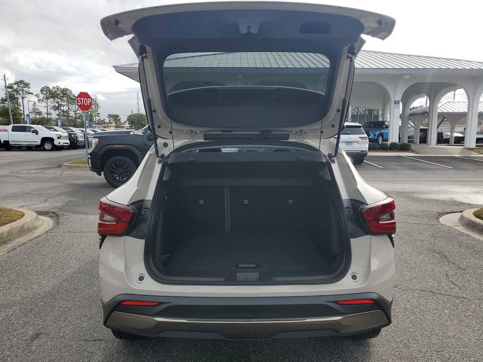 New 2026 Chevrolet Trax ACTIV w/ Driver Confidence Package image 5