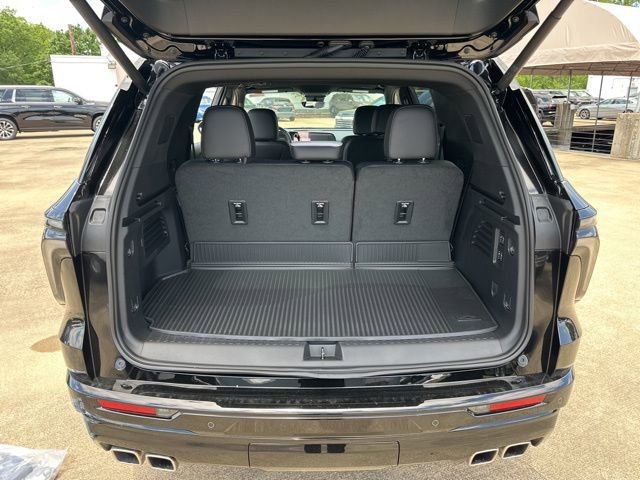 New 2025 Chevrolet Traverse High Country image 13