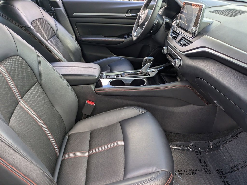 Used 2025 Nissan Altima 2.5 SR image 30