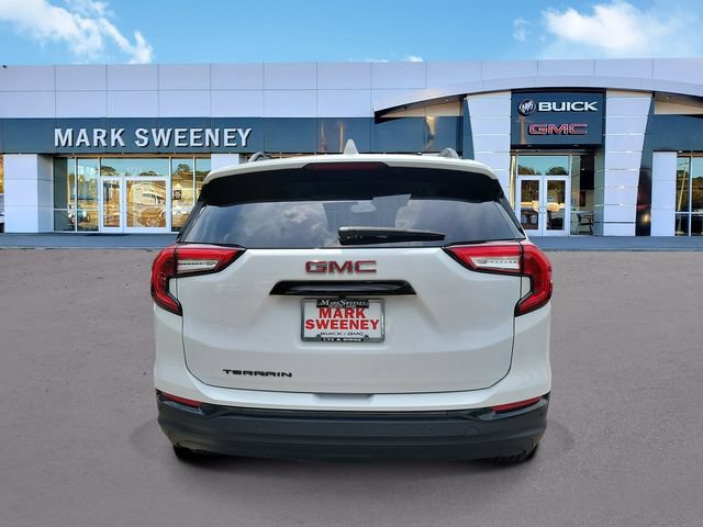 Used 2023 GMC Terrain SLE w/ Driver Convenience Package FWD image 30