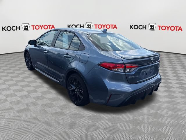 Certified 2025 Toyota Corolla SE w/ Convenience Package FWD image 4
