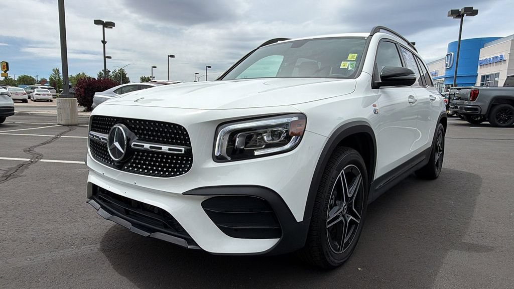 Used 2023 Mercedes-Benz GLB 250 4MATIC image 7