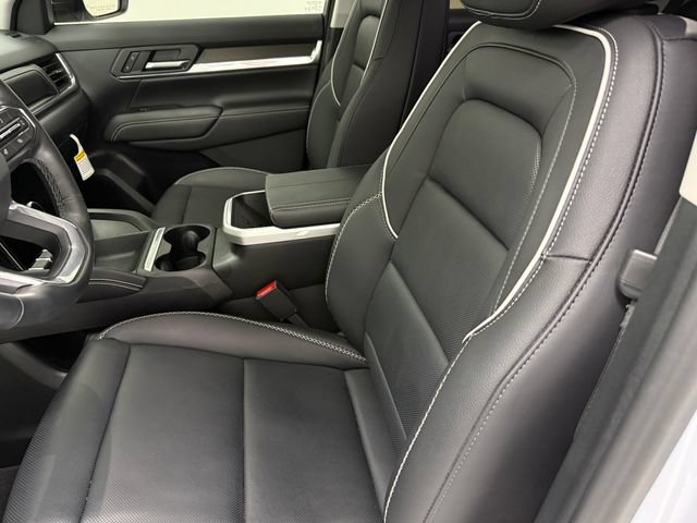 Used 2026 GMC Terrain Denali AWD/4WD image 25
