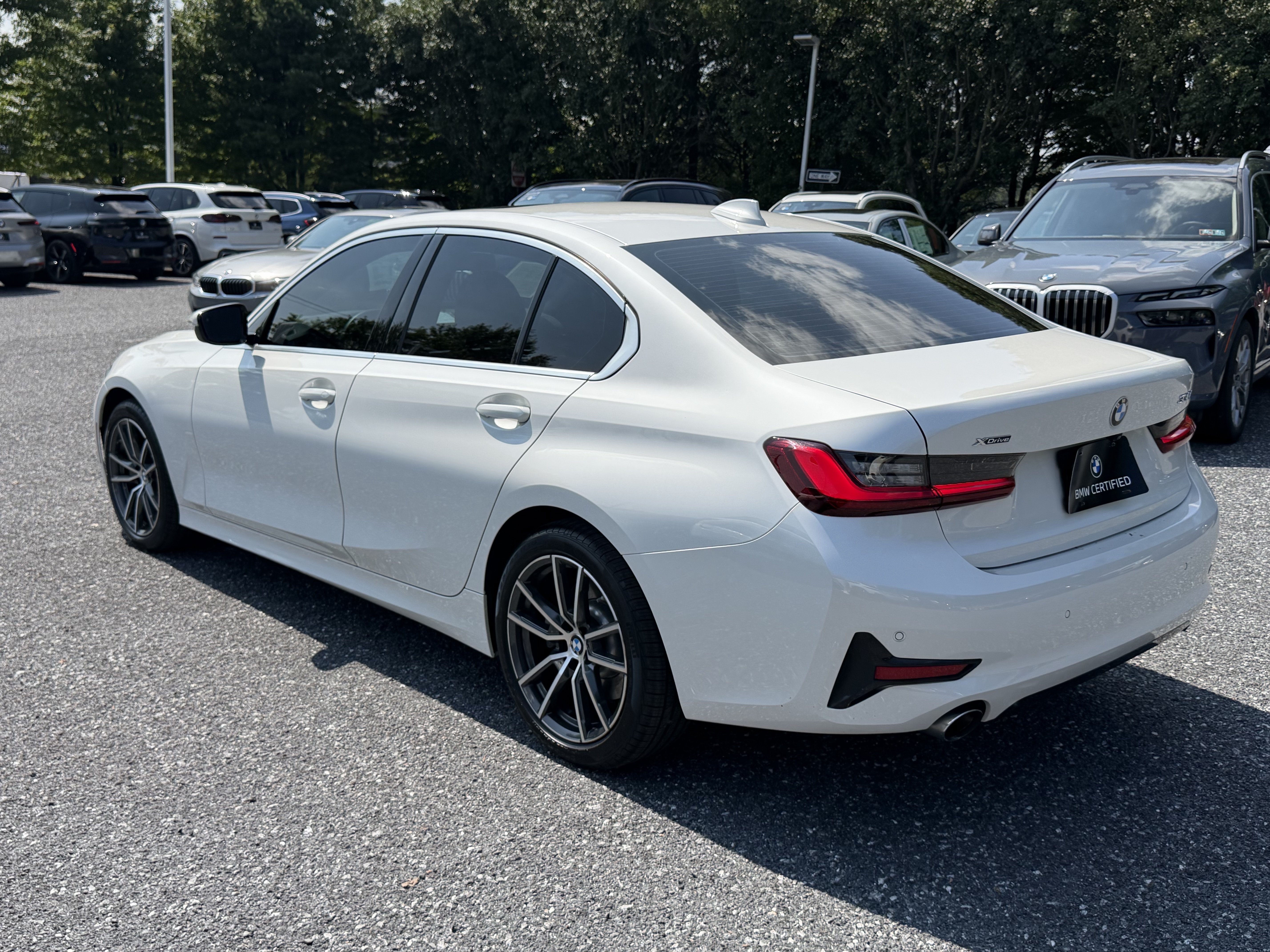 Used 2022 BMW 330i xDrive Sedan w/ Premium Package 2 AWD/4WD image 6