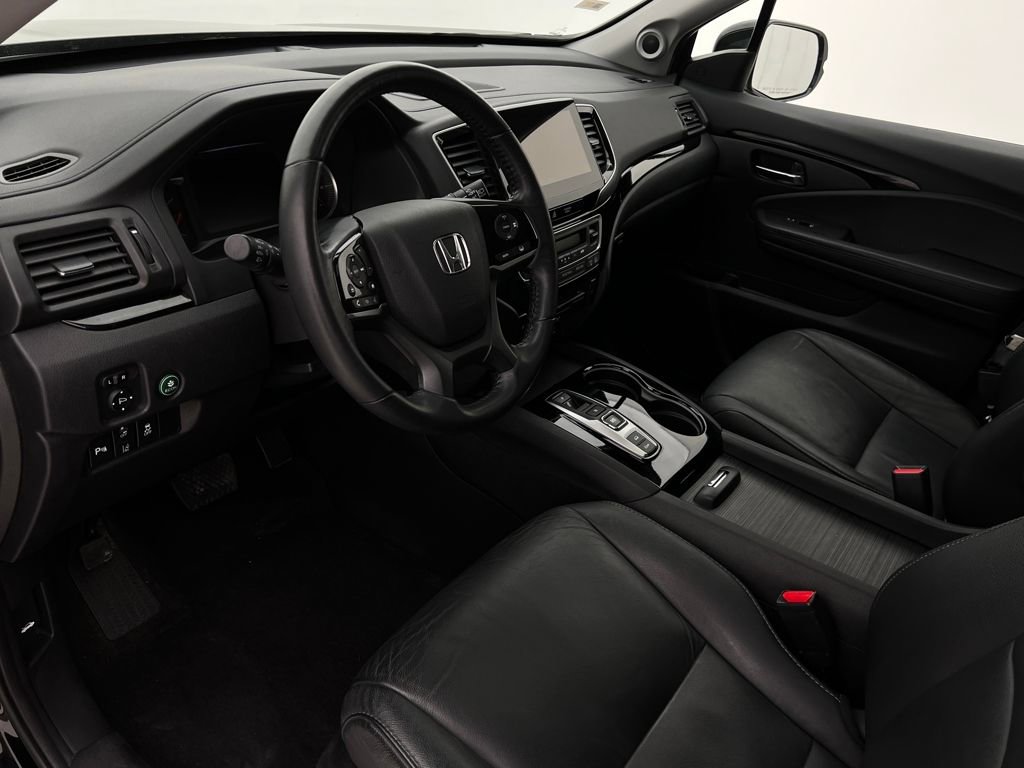 Used 2020 Honda Pilot Touring image 15