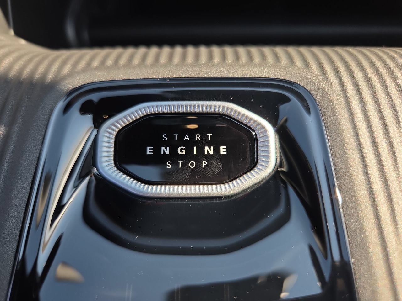 New 2026 Jeep Cherokee Overland AWD/4WD image 13