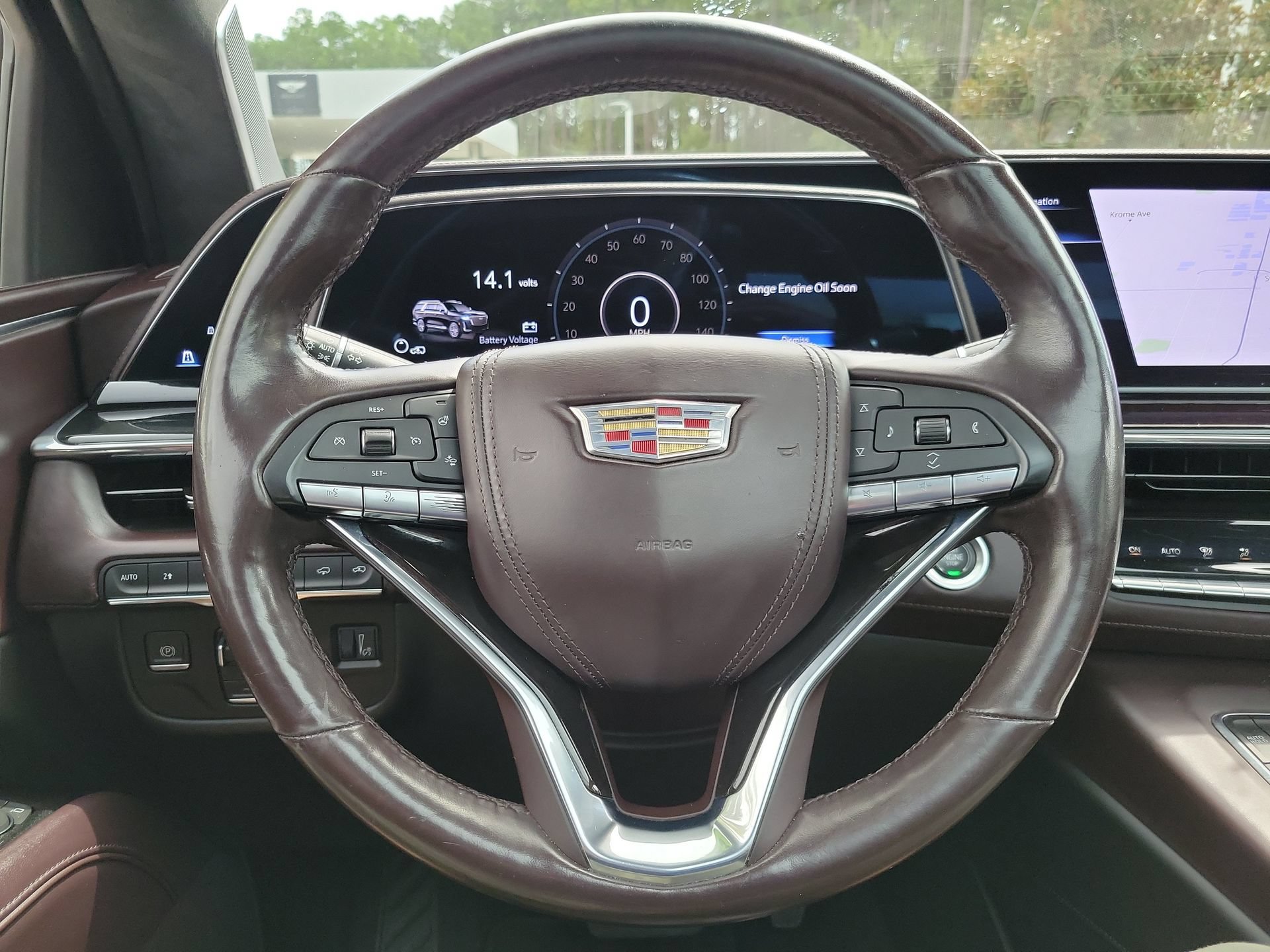 Used 2023 Cadillac Escalade Sport Platinum w/ Heavy-Duty Trailer Package AWD/4WD image 32