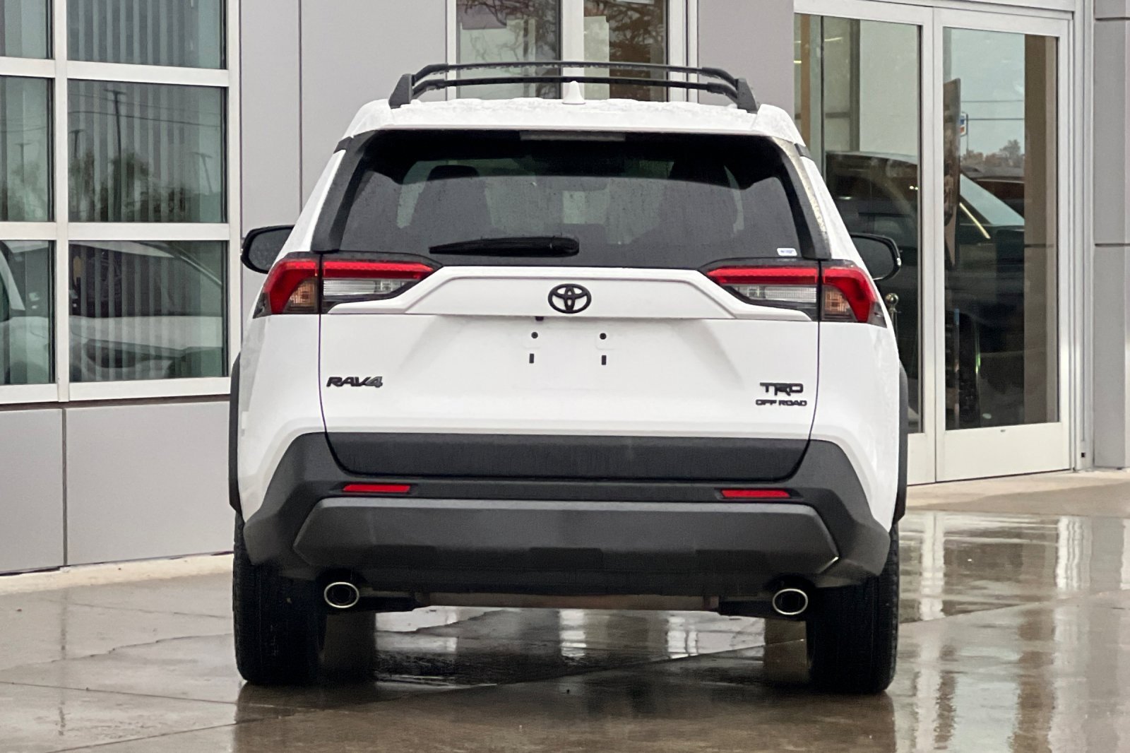 Certified 2022 Toyota RAV4 TRD Off-Road image 5