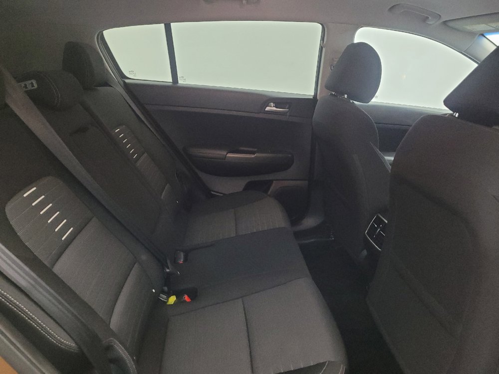 Used 2018 Kia Sportage LX AWD/4WD image 19