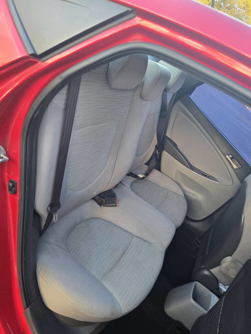 Used 2017 Hyundai Accent SE FWD image 16