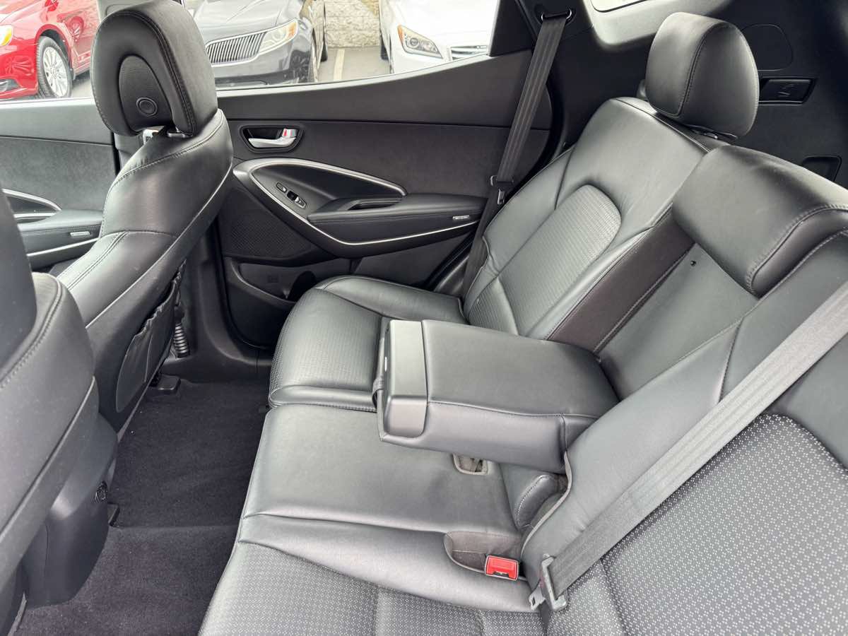 Used 2013 Hyundai Santa Fe Sport 2.0T FWD image 30
