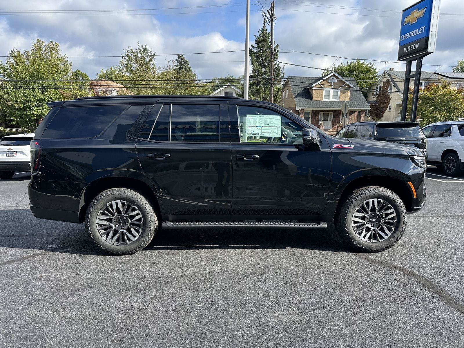 New 2027 Chevrolet Tahoe Z71 w/ Comfort Package AWD/4WD image 8