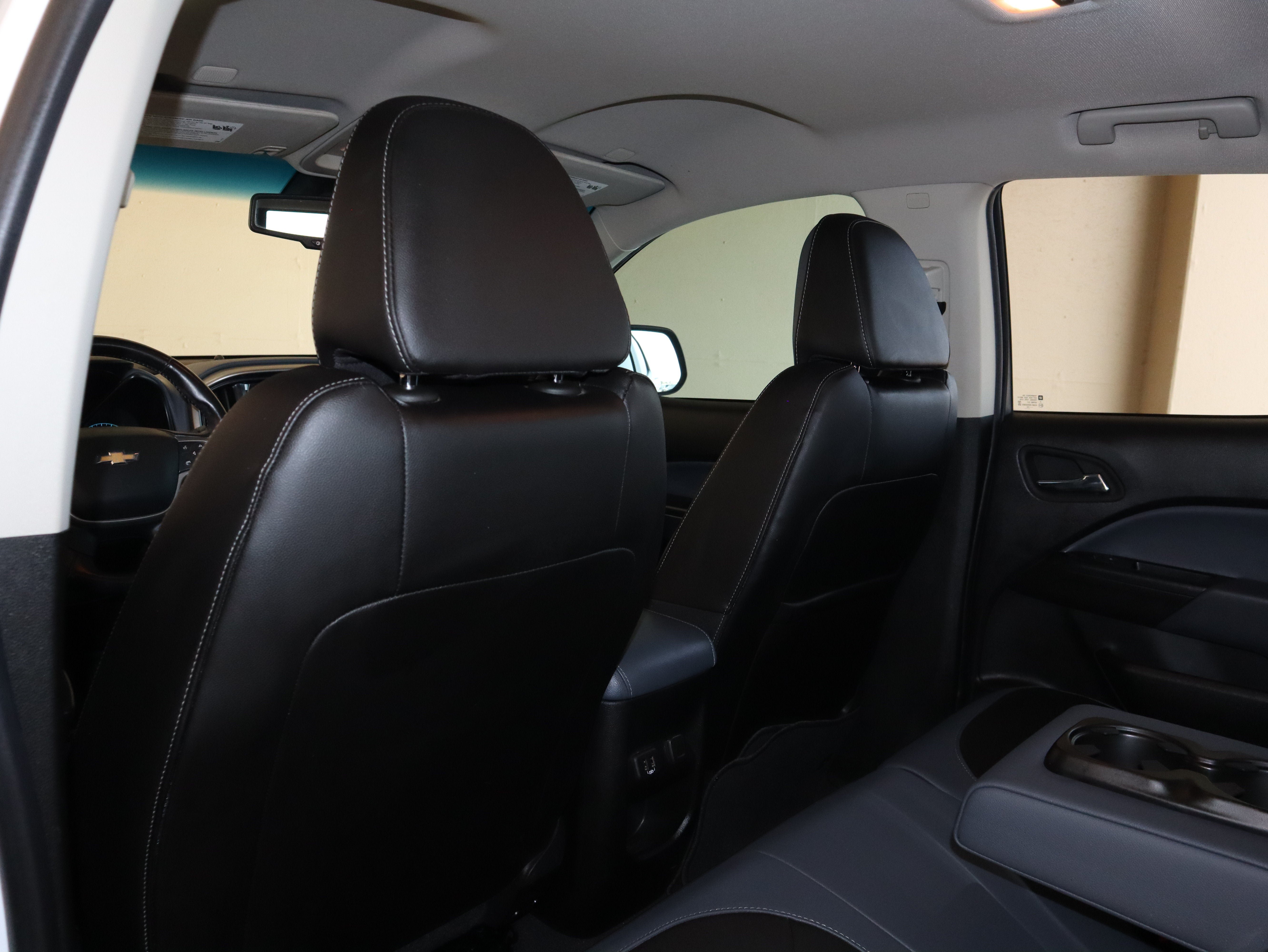 Used 2022 Chevrolet Colorado Z71 AWD/4WD image 36