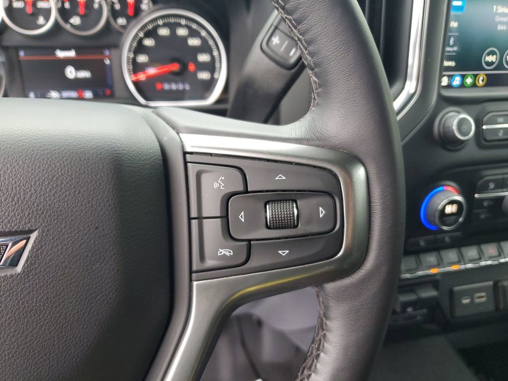 Used 2022 Chevrolet Silverado 1500 RST w/ Safety Package AWD/4WD image 19