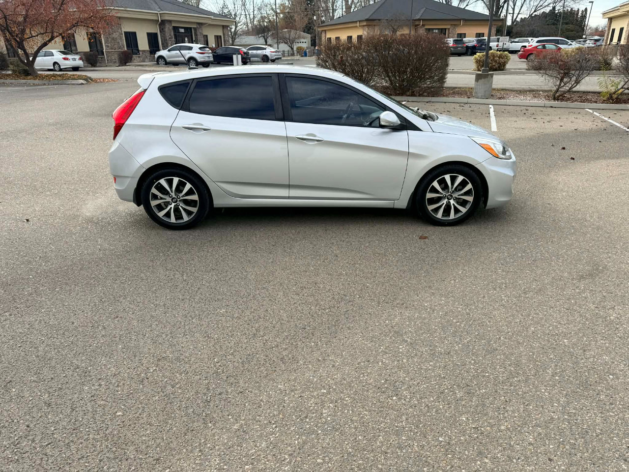 Used 2017 Hyundai Accent Sport image 6
