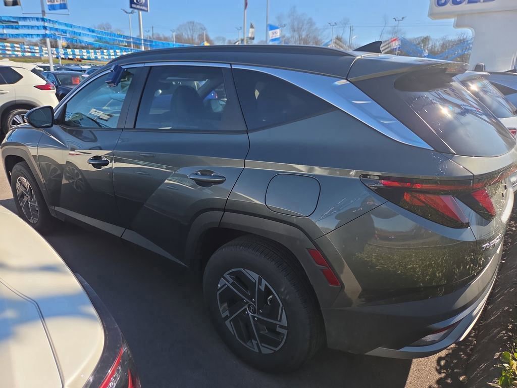 Used 2025 Hyundai Tucson Blue image 5