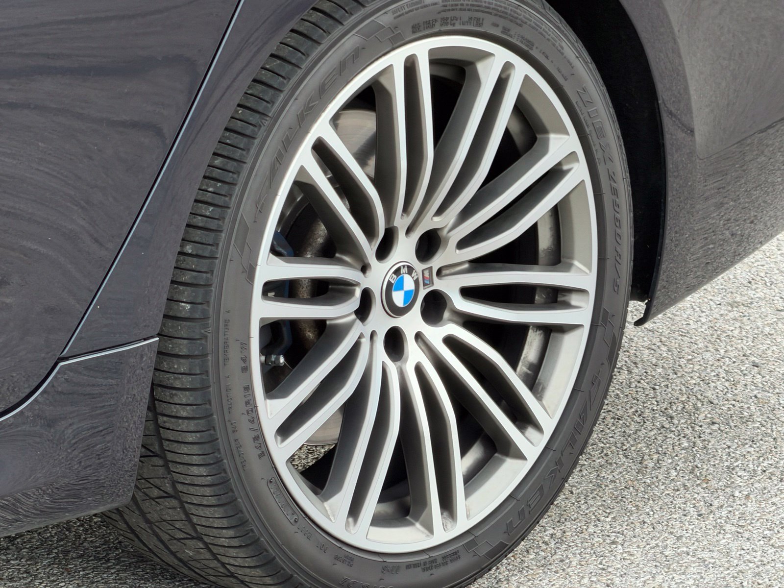 Used 2018 BMW M550i xDrive AWD/4WD image 13