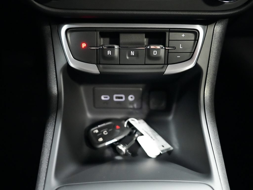 Used 2024 GMC Terrain SLE w/ Driver Convenience Package AWD/4WD image 18