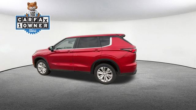 Used 2025 Mitsubishi Outlander ES image 6