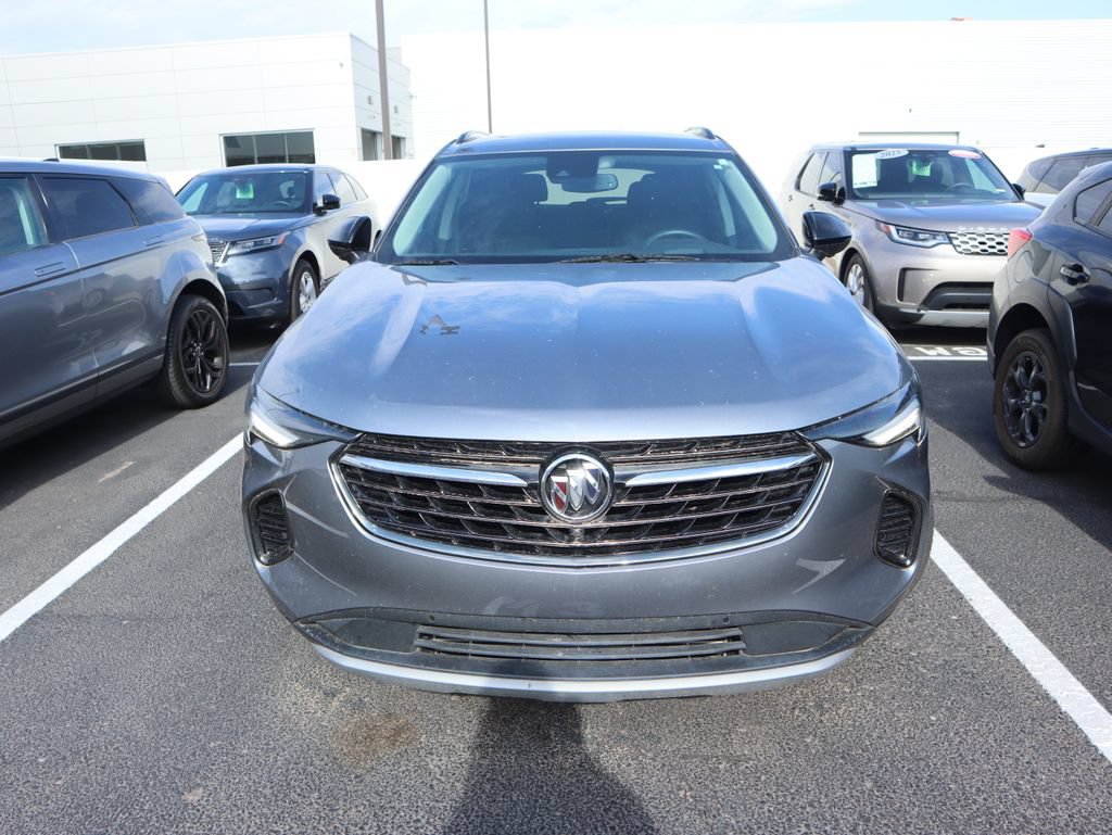 Used 2022 Buick Envision Essence w/ Technology Package I FWD image 3