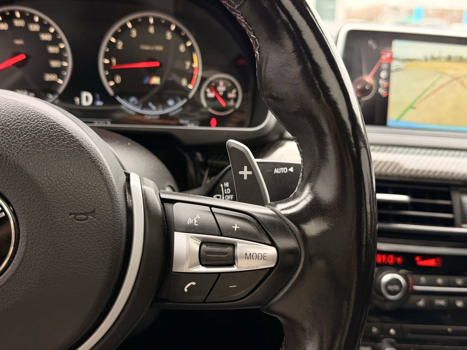 Used 2016 BMW X6 M image 38