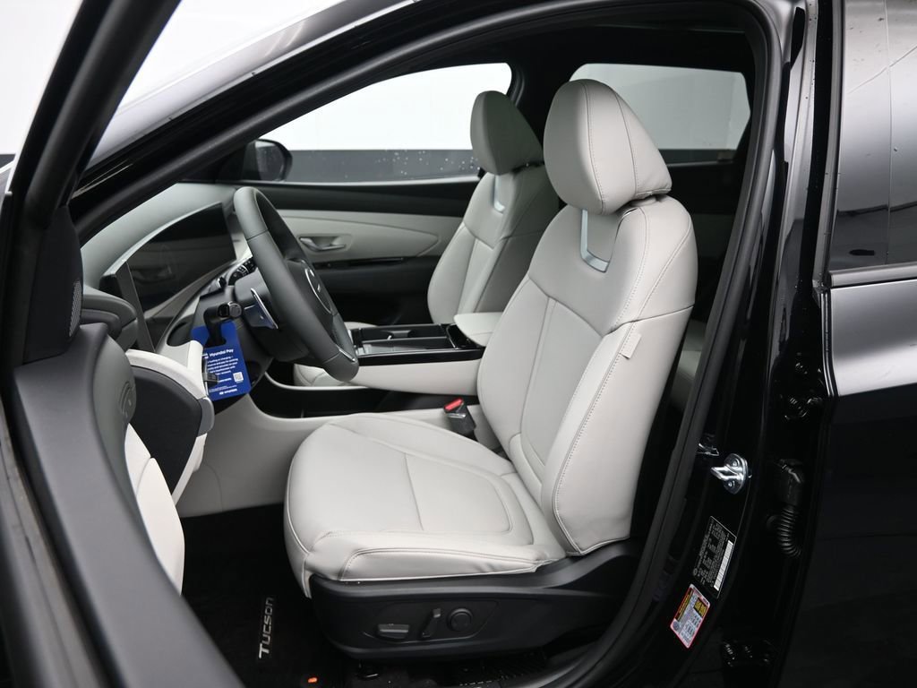 New 2026 Hyundai Tucson Limited image 24