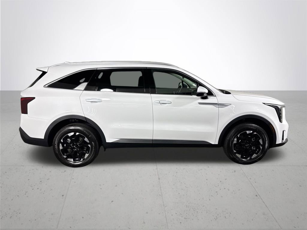 New 2025 Kia Sorento S image 6