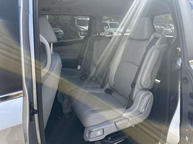 Certified 2022 Honda Odyssey Touring image 13