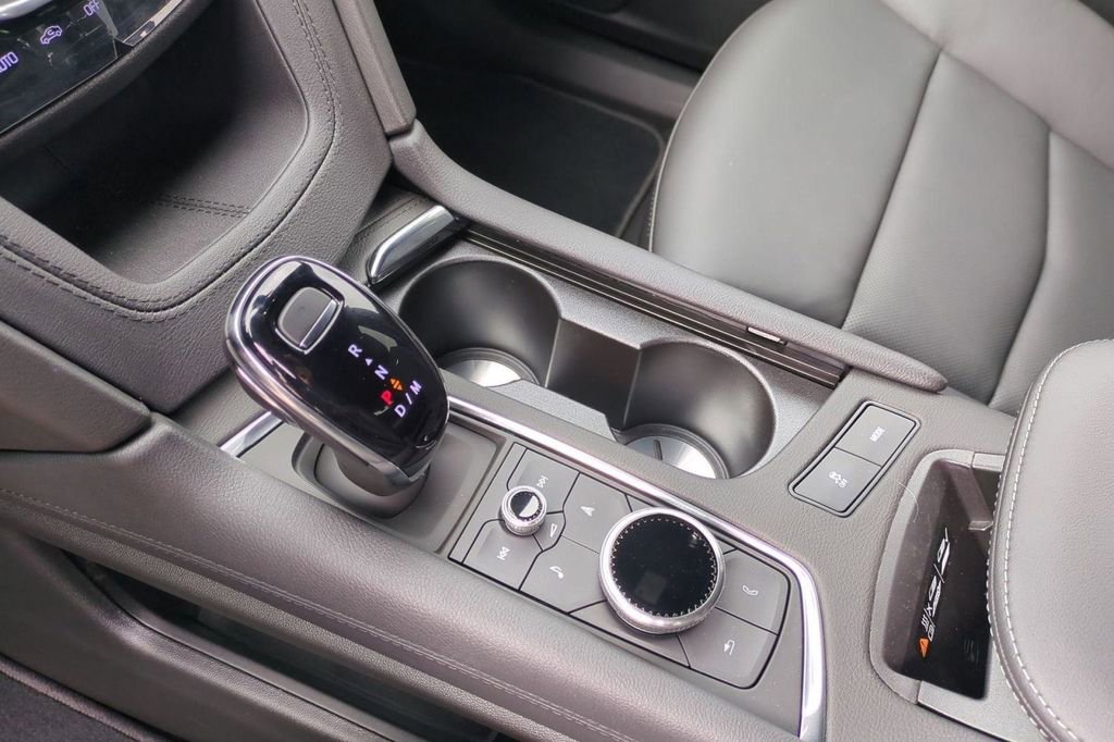 New 2025 Cadillac XT6 Sport AWD/4WD image 8