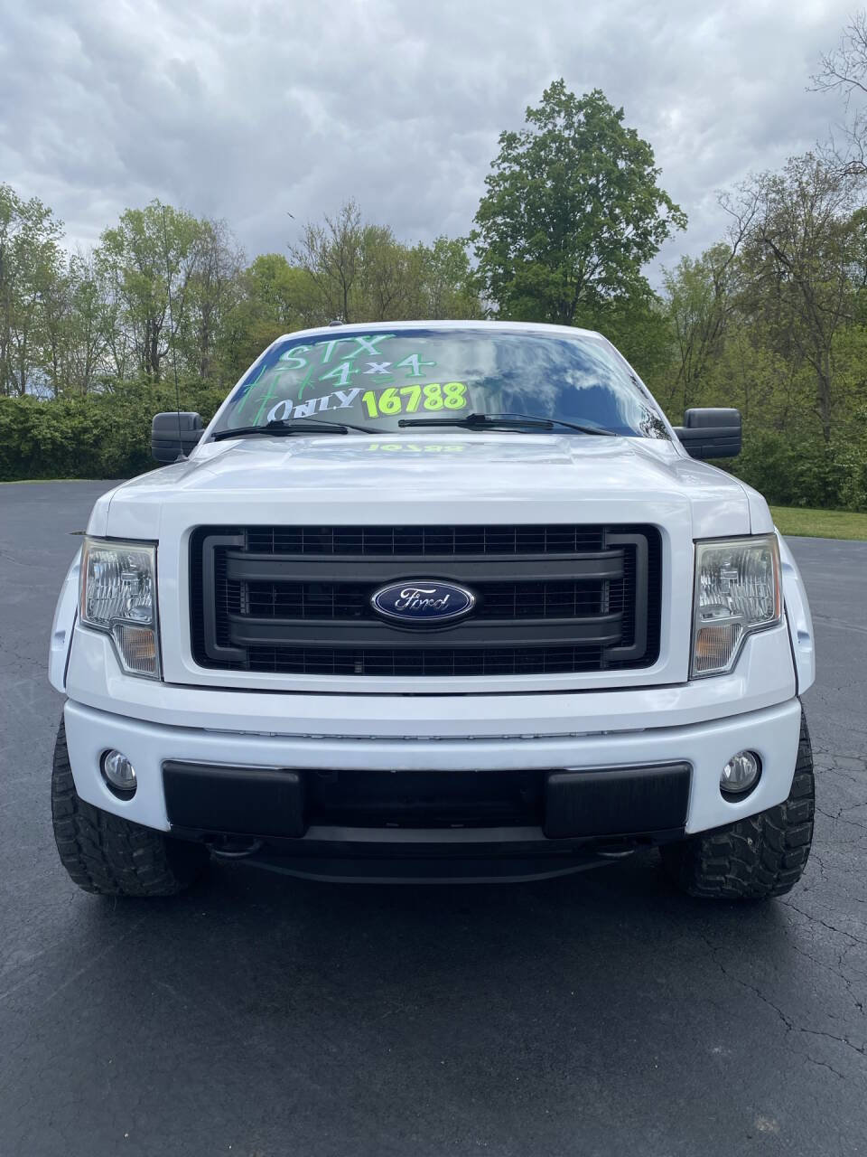 Used 2014 Ford F150 STX w/ Equipment Group 201A Mid AWD/4WD image 4