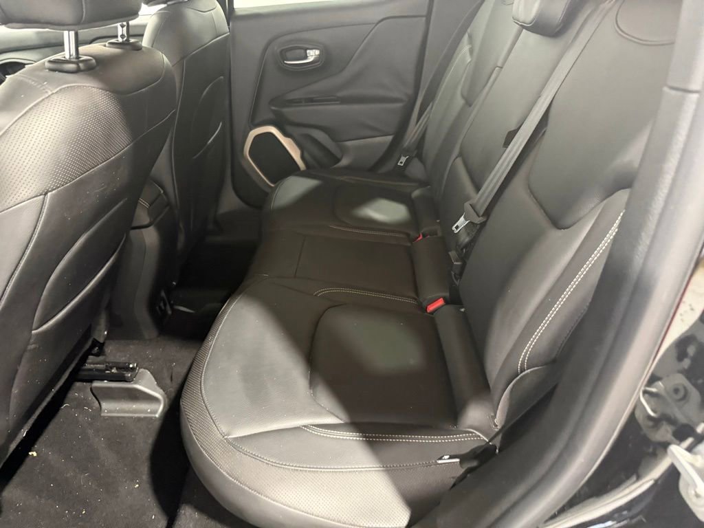 Used 2016 Jeep Renegade Limited image 8